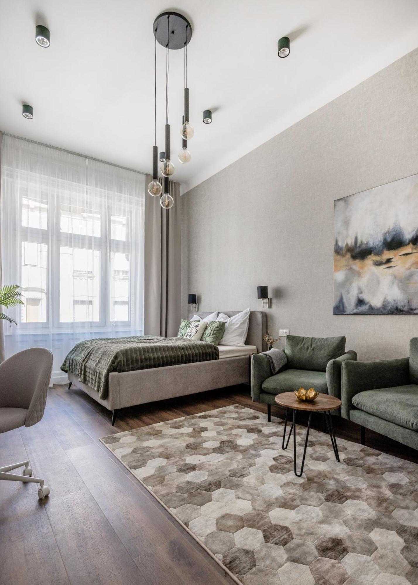 Elegant Escape Budapest